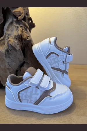 Merkloos Sneaker met klittenband