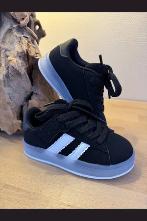 Merkloos Striped Sneaker Black met lichtjes