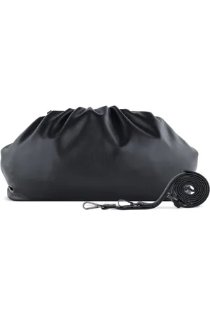 Bugatti Schoudertas Mila Pouch Zwart