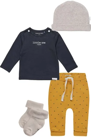 Noppies Kledingset - 4 delig - Broek Kris met sterretjes - Shirt Hester Charcoal - Muts Nevel Taupe - 1paar sokjes Taupe