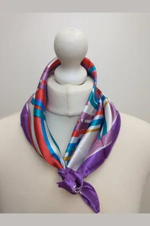Merkloos Vierkante dames neksjaal Bente-fantasiemotief- wit rood groen turquoise blauw roze grijs okergeel-50x50