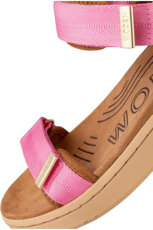 Woden Sandalen Line