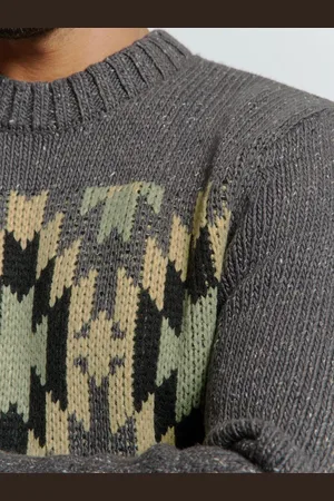 No Excess Gebreid met geribde kraag en jacquardpatroon: Aztekenprint en zijde voor een unieke stijl