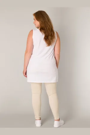 Base Level CURVY Amina Top - - maat 2(50)