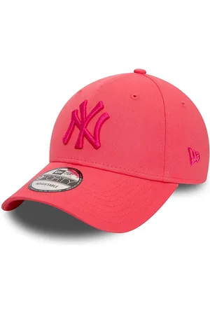 New Era New York Yankees League Essential Pink 9FORTY Adjustable Cap