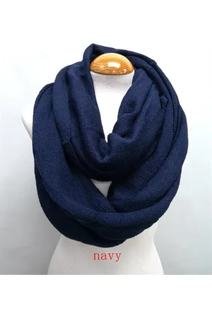 Merkloos Ronde dames colsjaal Christa effen motief navy