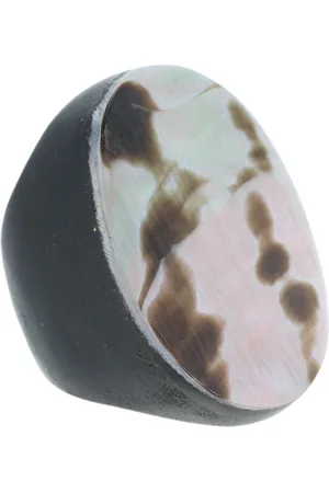 Behave Ring - Handgemaakte Houten Ring met Unieke Ovale Schelp Inleg – Bohemian Stijl, Natuurlijke Look