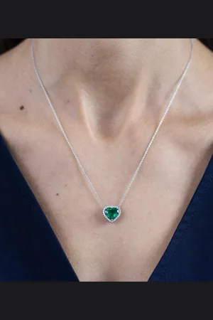 Zilver 925 Sterling en Ketting met Smaragdgroene Zirkonia Hart & Halo Solitair – Elegant en Stijlvol Ontwerp