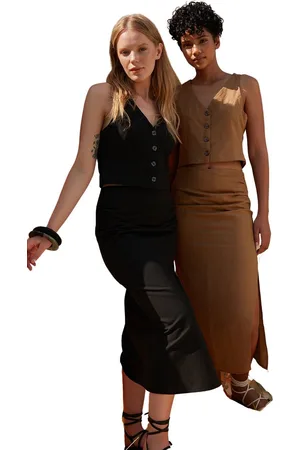Trendyol Zwarte Midi-Geweven Rok Met Split Twoss22Et00068