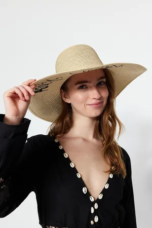 Trendyol TWOSS23SP00014 Volwassenen Vrouwen - - Een maat