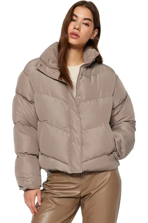 Trendyol Zwart Normaal Waterafstotend Pufferjack Twoaw24Mo00048