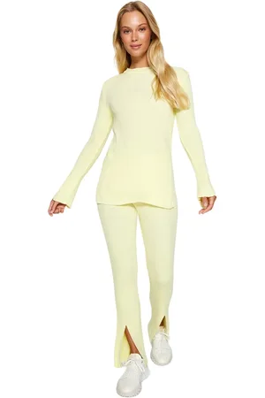 Trendyol Tweedelige Set Van Gebreide Nertsensplit Twoaw24Au00101