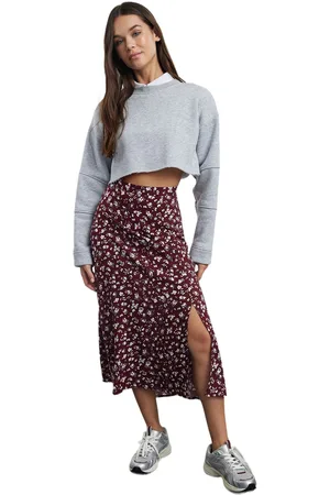 Trendyol Midi-Lengte Geweven Rok Van Viscose Met Blauwe Split En Gedetailleerd Bloemenpatroon Twoss20Et0230