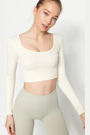Trendyol Zwarte Naadloze Cropped Extra Rekbare Gebreide Sporttop/Blouse Twoaw22Bz0450