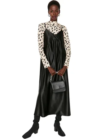 Trendyol Zwart Gebreide Blouse-Satijnen Jurk 2-Delig Pak Tctaw23Eb00103