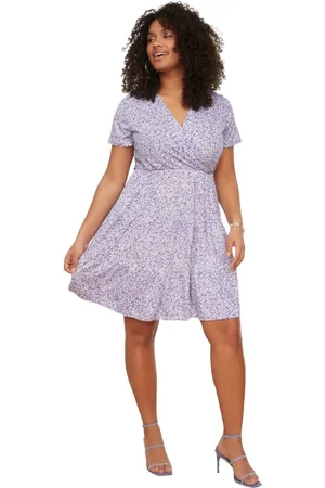 Trendyol Groene V-Hals Bloemenpatroon Stakter Gebreide Plus-Size Jurk Tbbss22El1638