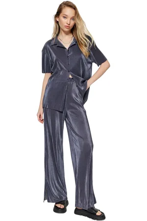 Trendyol Antraciet Geplooide Split Gedetailleerde Taille Elastische Taille Comfortabele Snit Hoge Taille Gebreide Broek Twoss23Pl00108