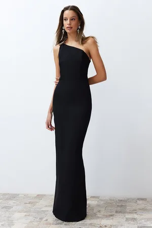 Trendyol Geweven Lange Avondjurk Met Zwarte Accessoires Tprss24Ae00127
