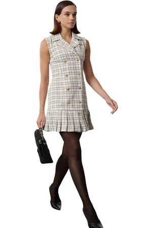 Trendyol Geruite / Geruite Geplooide Gedetailleerde Mini Tweed Geweven Jasjurk Twoaw25El00159