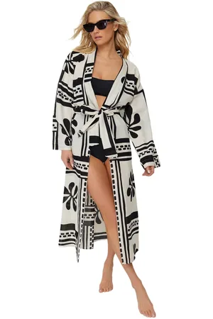 Trendyol Gebloemde Maxi-Jurk Met Riem Van 100% Katoen, Strandkimono En Kaftan Tbess24Km00013