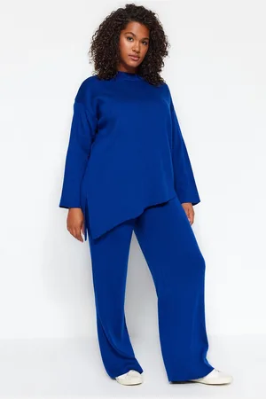 Trendyol Vrouwen Lage mouw Staande kraag asymmetrische gedetailkunstleerde gebreide tweedelige set TBBAW24CP00013