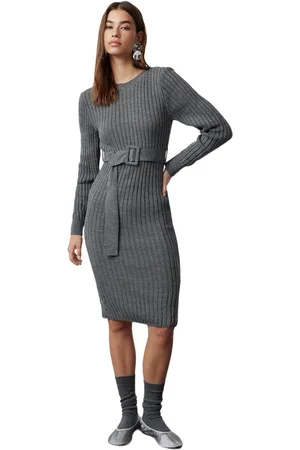 Trendyol Antraciet Mini Gebreide Jurk Met Riem Twoaw23El00444