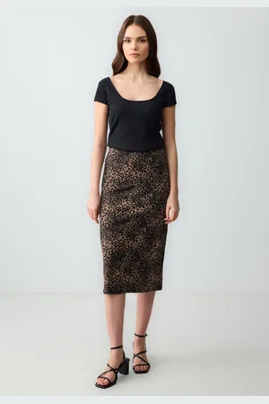Jimmy Key Slim Fit Hoge Taille Luipaard Print Gebreide Midi Rok