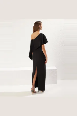Trendyol Zwarte Asymmetrische Kraag Geweven Elegante Avond- En Nachtjurk Tprss25Ae00019