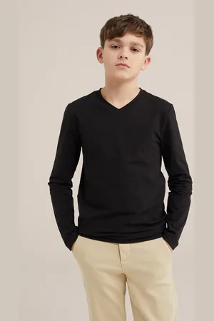 WE Fashion Jongens basic T-shirt met V-hals