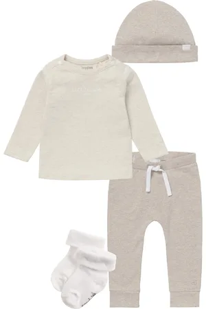 Noppies Kledingset - 4delig - Broek Melissa - Shirt Hester - Muts Babylon - witte sokjes