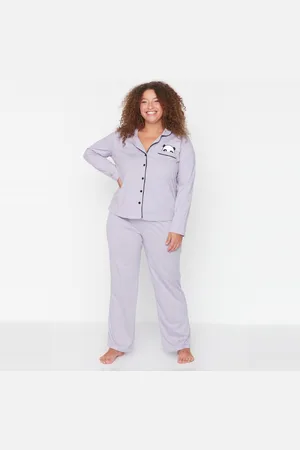 Trendyol Lila Gebreide Pyjamaset Met Overhemdkraag En Pandaprint Tbbaw23Ai00012