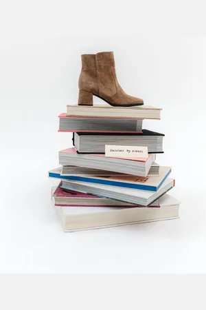 Feyn Enkellaarsjes taupe Suede