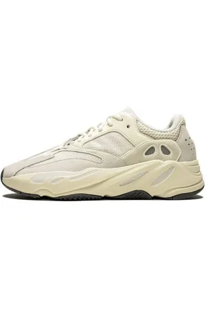 Yeezy Adidas Boost 700 Analog