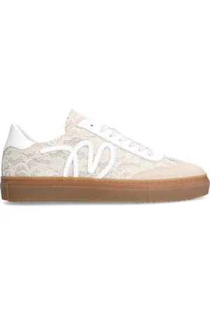 Manfield Dames - leren sneakers met kanten details