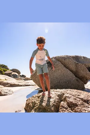 Swim Essentials | Gestreept UV Zwemshirt met korte mouwen