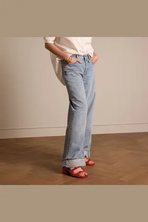 Manfield Dames - Rode suède sandalen met hak en gespjes