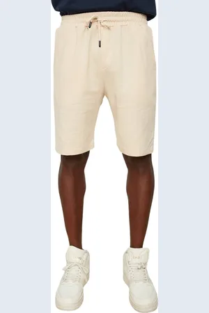 Trendyol Zwarte Regular/Normal Cut Basic Shorts&Bermuda Tmnss20Sr0068