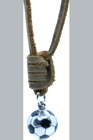 IBIZA MEN MENS JEWELLERY IbizaMen KIDS - Jongens - ketting - voetbal - RVS - lerenveter - 70cm