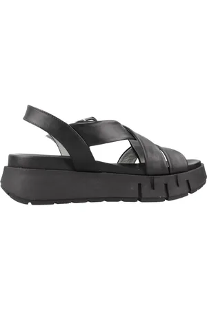 Nero Giardini E513696D 39 EU