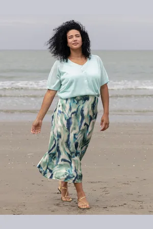 Yest Heike Essential Cover ups - - maat 4(54/56)