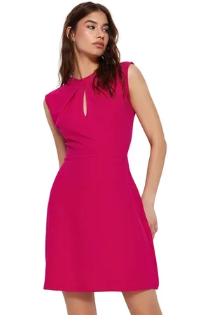 Trendyol Kraagdetail Crepe Mini Skater/Taille Open Gebreide Jurk Twoss23El02015