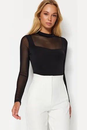 Trendyol Zwarte Slanke Tule Gedetailleerde Lange Mouwen Staande Kraag Onderkant Drukknoop Flexibele Gebreide Body Tweeaw24Bd00049