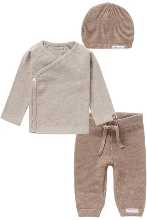 Noppies Kledingset - 3 delig - Broek Grover Knit - Shirt nanyuki - Muts Rosita
