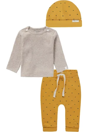 Noppies Kledingset - 3 delig - Broek Kris met sterretjes - Shirt NATAL Taupe - Muts NEVEL