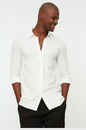 Trendyol Zwart Gebreid Piqué Casual Overhemd Met Slim-Fit Overhemdkraag En Epauletten Tmnss22Go0051