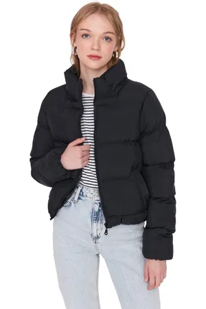 Trendyol Zwart Pufferjack Met Opstaande Kraag Twoaw23Mo00137