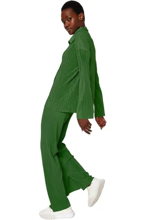 Trendyol Zwart Geplooide, Normale, Gebreide Tweedelige Set Met Knopen Twoaw24Au00073