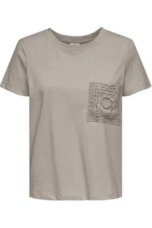 JDY SELMA S/S CROCHET POCKET TOP JRS NOOS Dames Top