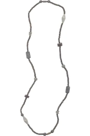 Behave – Lange kralenketting met vintage details – Boho chic stijl