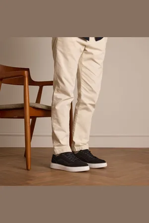 Manfield Heren - Zwarte nubuck sneakers